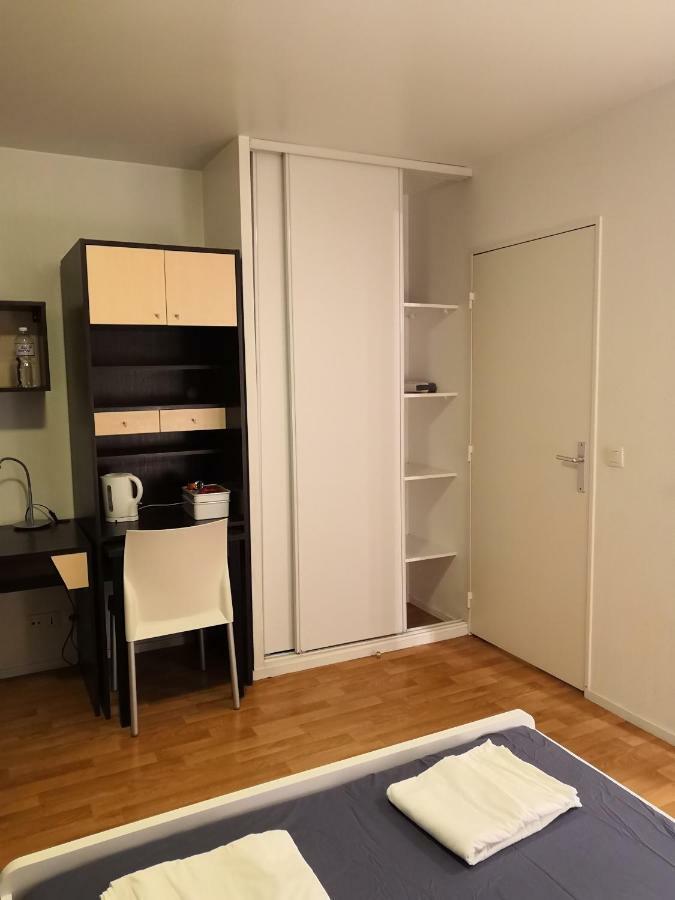 Studio Lumineux 10 Min A La Defense Рюей-Мальмезон Екстер'єр фото