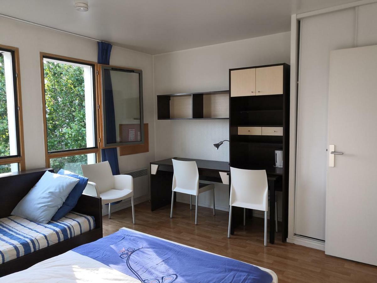 Studio Lumineux 10 Min A La Defense Рюей-Мальмезон Екстер'єр фото